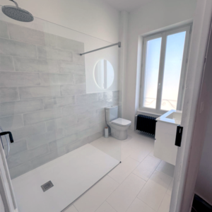 Treize bathroom